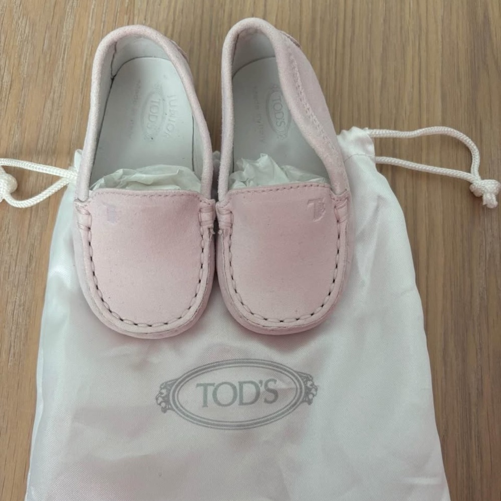 Todd’s baby shoes